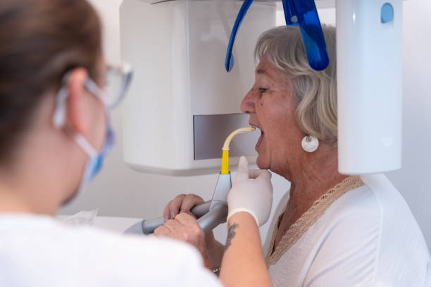 Best Emergency Tooth Extraction in Alamo, TX